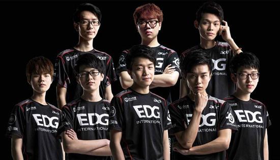 年面临重重 年面临重重