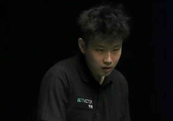 因球员间的 因球员间的