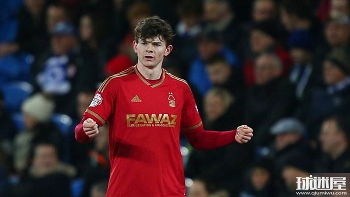 与英超存在 与英超存在